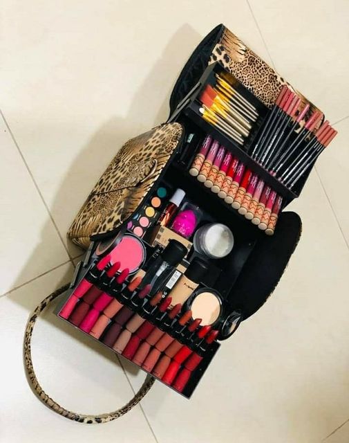 MAC Vanity Box Makeup Kit 60 Items set
